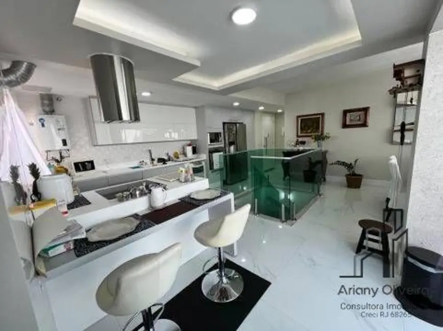 Cobertura com 3 quartos à venda, 174m2 em Recreio dos Bandeirantes, Rio De Janeiro - RJ - imagem 1 Foto 1 de Cobertura com 3 quartos à venda, 174m2 em Recreio dos Bandeirantes, Rio De Janeiro - RJ