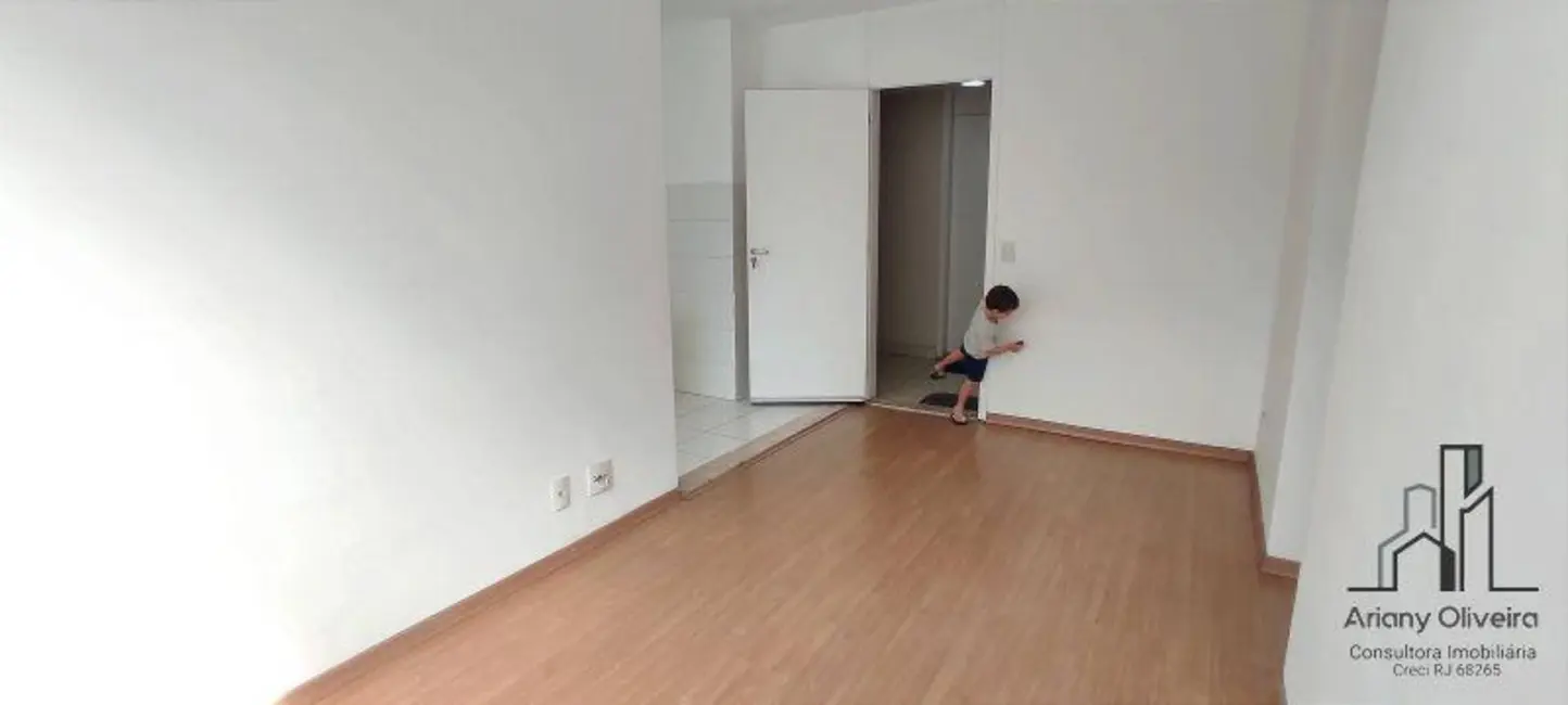 Foto 3 de Apartamento com 2 quartos para alugar, 44m2 em Vargem Pequena, Rio De Janeiro - RJ