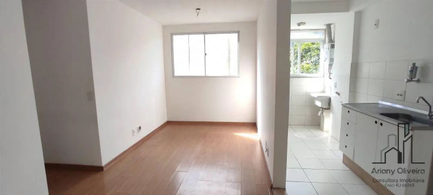 Foto 1 de Apartamento com 2 quartos para alugar, 44m2 em Vargem Pequena, Rio De Janeiro - RJ