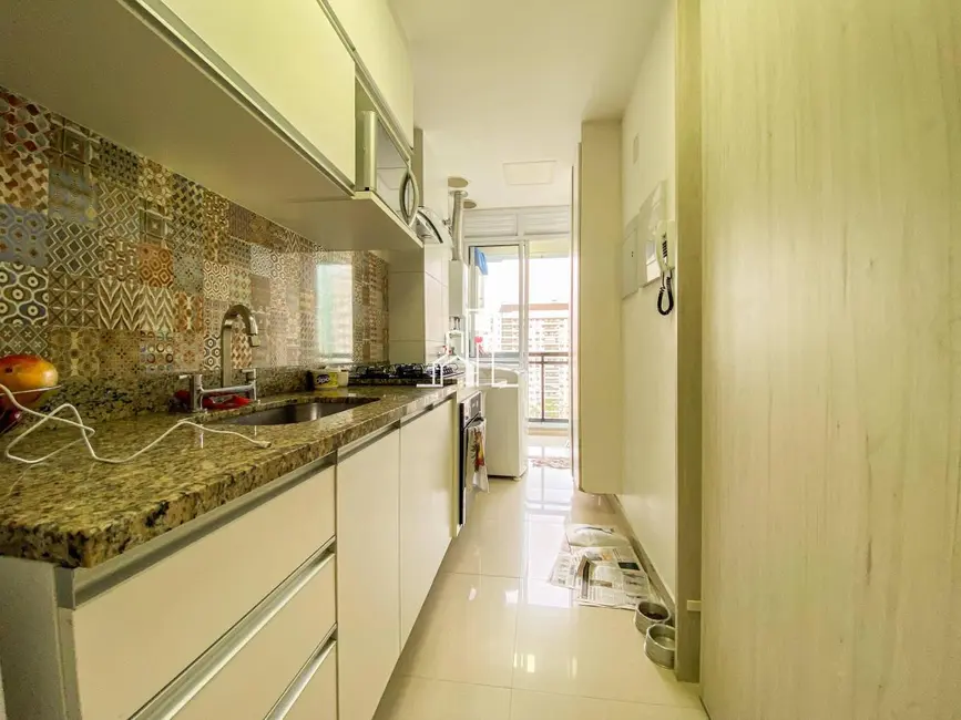 Foto 8 de Apartamento com 2 quartos à venda, 70m2 em Rio De Janeiro - RJ