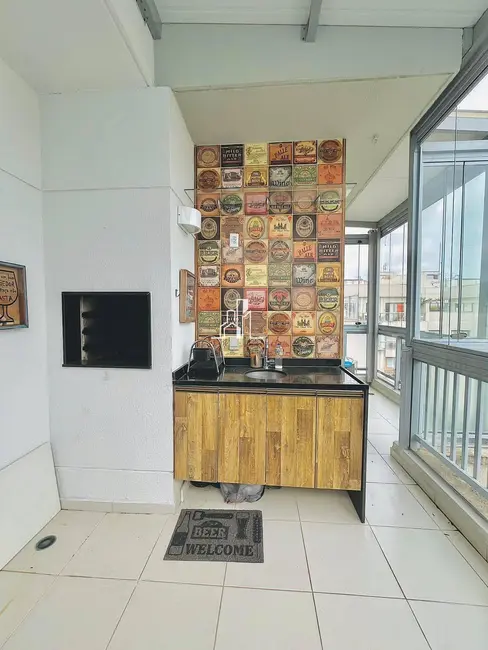 Cobertura com 2 quartos para alugar, 125m2 em Recreio dos Bandeirantes, Rio De Janeiro - RJ - imagem 5 Foto 5 de Cobertura com 2 quartos para alugar, 125m2 em Recreio dos Bandeirantes, Rio De Janeiro - RJ