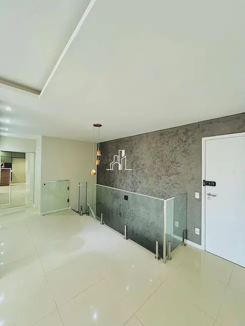 Cobertura com 2 quartos para alugar, 125m2 em Recreio dos Bandeirantes, Rio De Janeiro - RJ - imagem 2 Foto 2 de Cobertura com 2 quartos para alugar, 125m2 em Recreio dos Bandeirantes, Rio De Janeiro - RJ