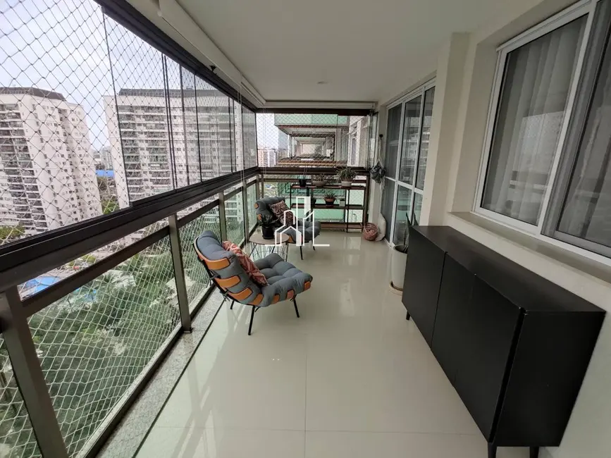 Foto 2 de Apartamento com 2 quartos à venda, 78m2 em Rio De Janeiro - RJ