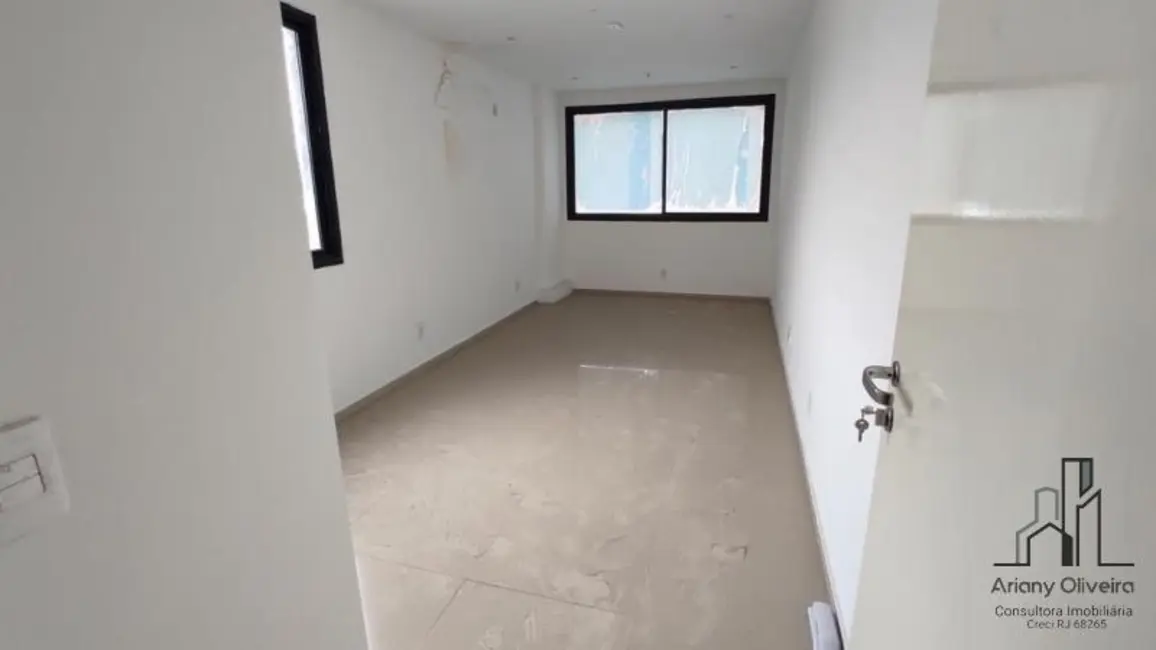 Foto 1 de Sala Comercial à venda, 21m2 em Taquara, Rio De Janeiro - RJ