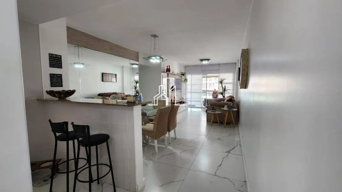 Apartamento com 3 quartos à venda, 113m2 em Rio De Janeiro - RJ - imagem 4 Foto 4 de Apartamento com 3 quartos à venda, 113m2 em Rio De Janeiro - RJ