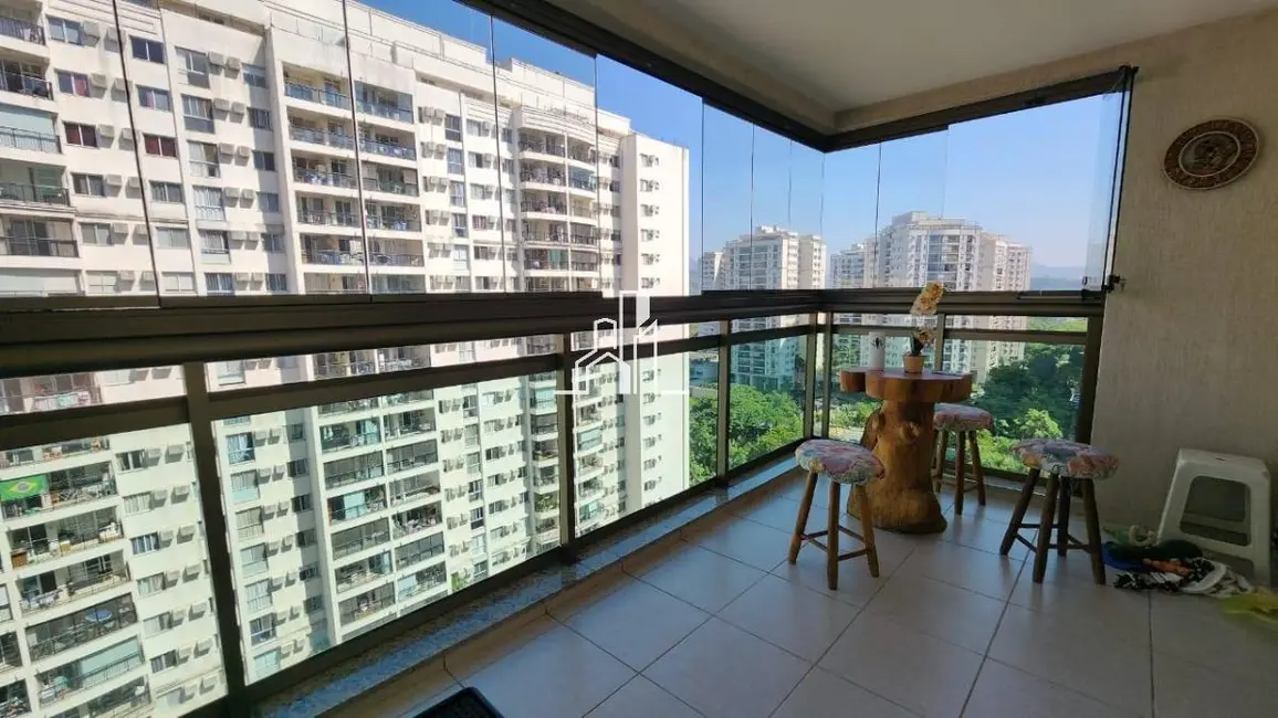 Apartamento com 3 quartos à venda, 113m2 em Rio De Janeiro - RJ - imagem 3 Foto 3 de Apartamento com 3 quartos à venda, 113m2 em Rio De Janeiro - RJ