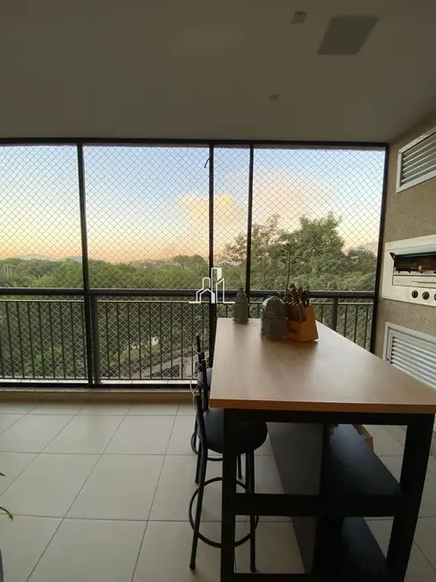 Apartamento com 3 quartos à venda, 144m2 em Rio De Janeiro - RJ - imagem 5 Foto 5 de Apartamento com 3 quartos à venda, 144m2 em Rio De Janeiro - RJ