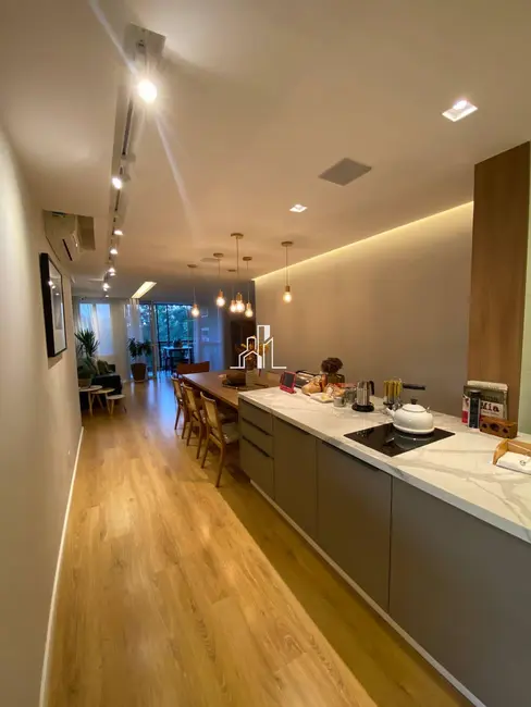 Apartamento com 3 quartos à venda, 144m2 em Rio De Janeiro - RJ - imagem 9 Foto 9 de Apartamento com 3 quartos à venda, 144m2 em Rio De Janeiro - RJ