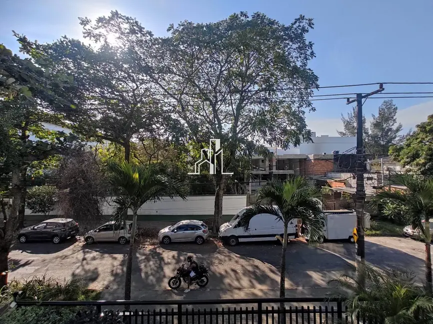 Apartamento com 3 quartos para alugar, 120m2 em Recreio dos Bandeirantes, Rio De Janeiro - RJ - imagem 5 Foto 5 de Apartamento com 3 quartos para alugar, 120m2 em Recreio dos Bandeirantes, Rio De Janeiro - RJ