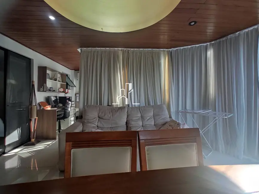 Apartamento com 3 quartos para alugar, 120m2 em Recreio dos Bandeirantes, Rio De Janeiro - RJ - imagem 9 Foto 9 de Apartamento com 3 quartos para alugar, 120m2 em Recreio dos Bandeirantes, Rio De Janeiro - RJ