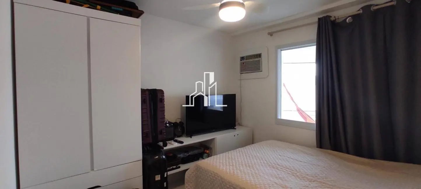 Cobertura com 3 quartos para alugar, 198m2 em Recreio dos Bandeirantes, Rio De Janeiro - RJ - imagem 7 Foto 7 de Cobertura com 3 quartos para alugar, 198m2 em Recreio dos Bandeirantes, Rio De Janeiro - RJ