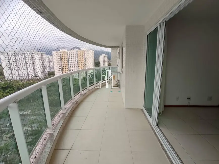 Apartamento com 2 quartos para alugar, 83m2 em Rio De Janeiro - RJ - imagem 4 Foto 4 de Apartamento com 2 quartos para alugar, 83m2 em Rio De Janeiro - RJ