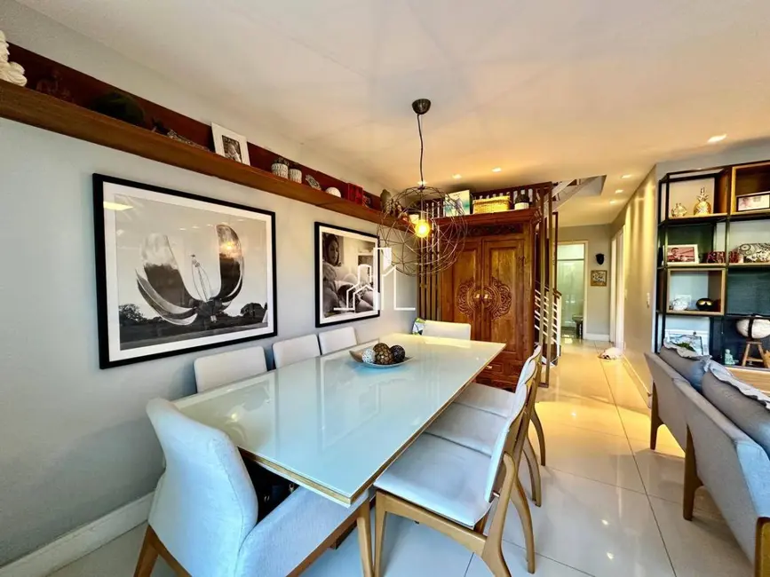 Casa de Condomínio com 5 quartos à venda, 210m2 em Recreio dos Bandeirantes, Rio De Janeiro - RJ - imagem 7 Foto 7 de Casa de Condomínio com 5 quartos à venda, 210m2 em Recreio dos Bandeirantes, Rio De Janeiro - RJ