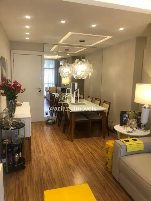 Apartamento com 2 quartos à venda, 70m2 em Rio De Janeiro - RJ - imagem 4 Foto 4 de Apartamento com 2 quartos à venda, 70m2 em Rio De Janeiro - RJ