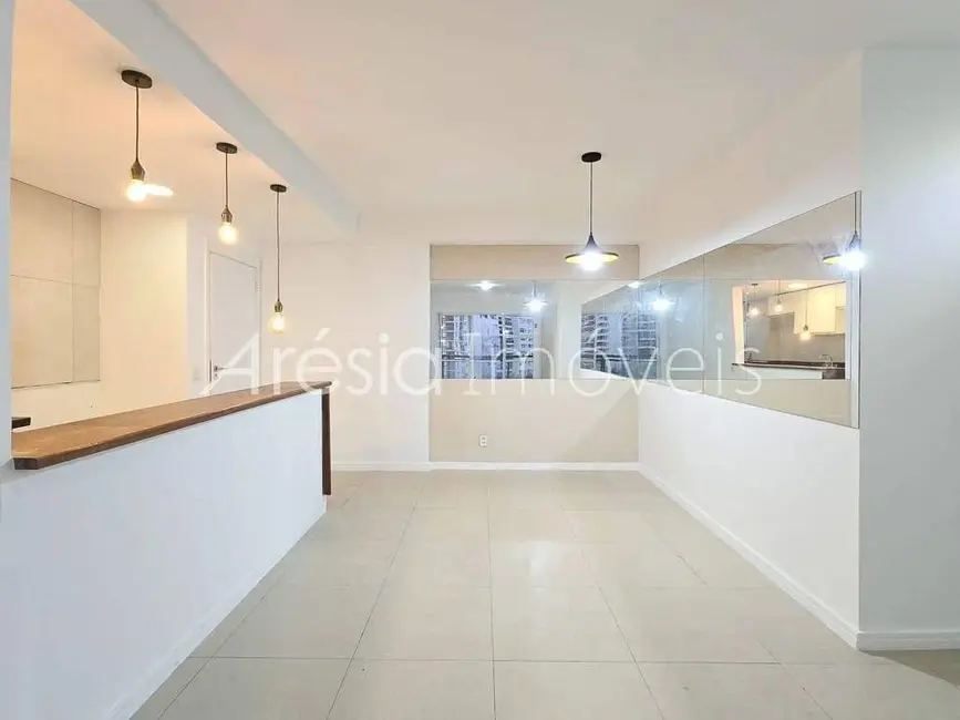 Foto 6 de Apartamento com 3 quartos à venda, 90m2 em Rio De Janeiro - RJ