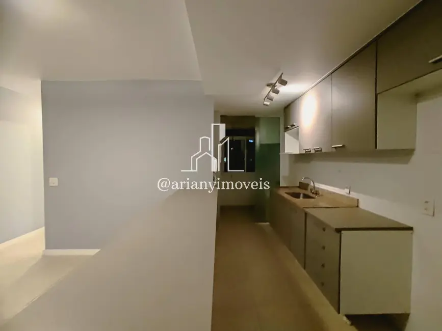 Apartamento com 3 quartos para alugar, 88m2 em Jacarepaguá, Rio De Janeiro - RJ - imagem 3 Foto 3 de Apartamento com 3 quartos para alugar, 88m2 em Jacarepaguá, Rio De Janeiro - RJ