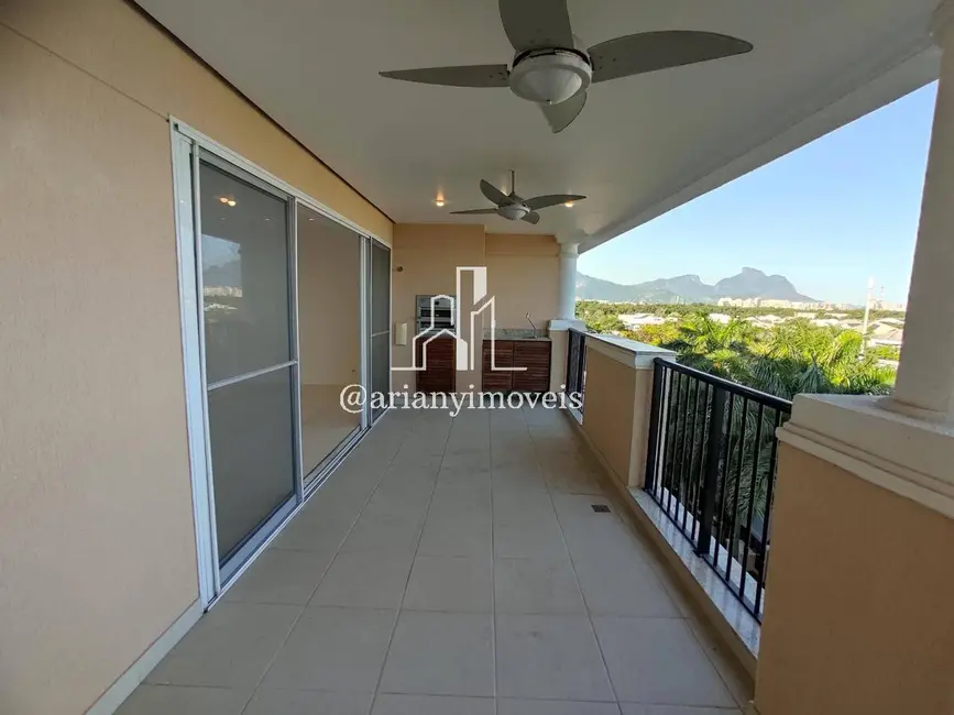 Apartamento com 4 quartos à venda, 138m2 em Barra da Tijuca, Rio De Janeiro - RJ - imagem 5 Foto 5 de Apartamento com 4 quartos à venda, 138m2 em Barra da Tijuca, Rio De Janeiro - RJ