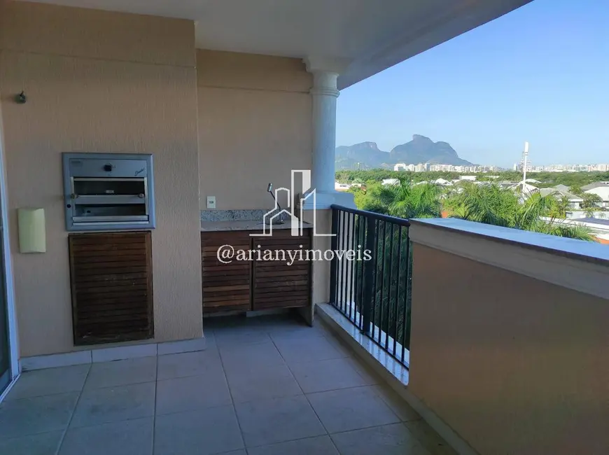 Apartamento com 4 quartos à venda, 138m2 em Barra da Tijuca, Rio De Janeiro - RJ - imagem 1 Foto 1 de Apartamento com 4 quartos à venda, 138m2 em Barra da Tijuca, Rio De Janeiro - RJ