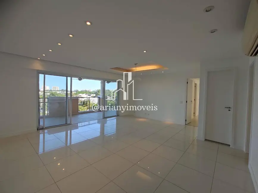 Apartamento com 4 quartos à venda, 138m2 em Barra da Tijuca, Rio De Janeiro - RJ - imagem 2 Foto 2 de Apartamento com 4 quartos à venda, 138m2 em Barra da Tijuca, Rio De Janeiro - RJ
