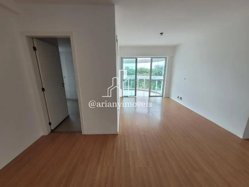 Foto 2 de Apartamento com 2 quartos à venda, 82m2 em Rio De Janeiro - RJ