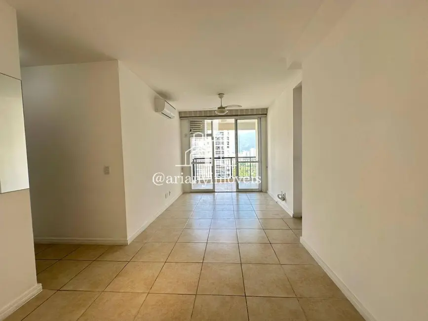 Foto 1 de Apartamento com 2 quartos à venda, 70m2 em Rio De Janeiro - RJ