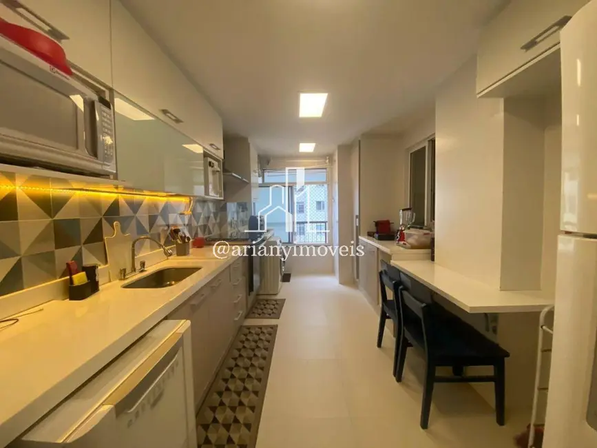 Foto 4 de Apartamento com 4 quartos à venda, 115m2 em Rio De Janeiro - RJ