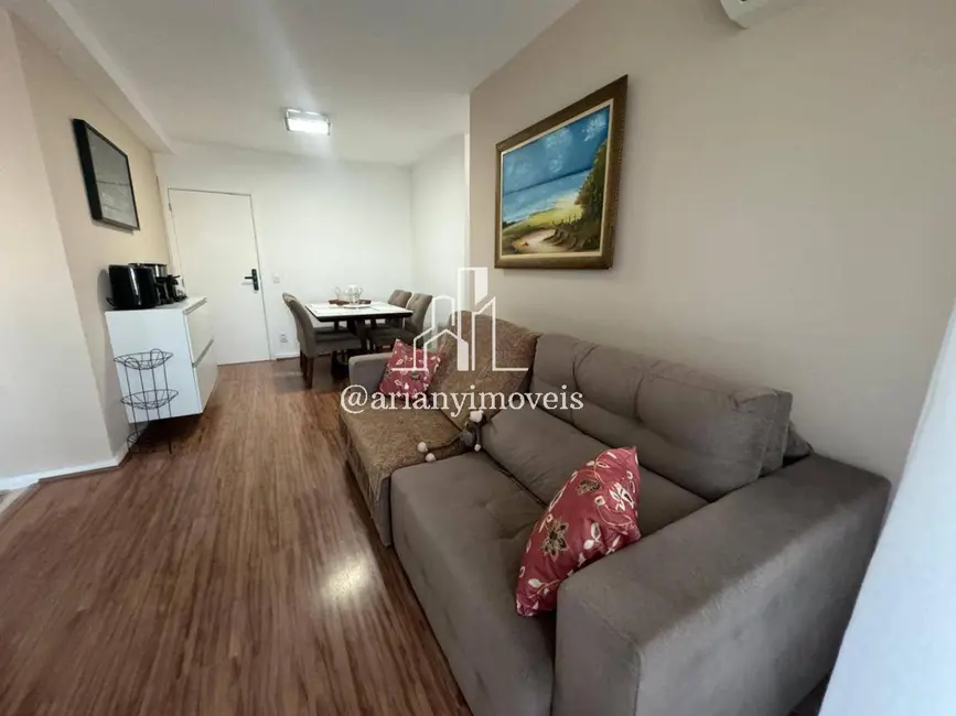 Foto 2 de Apartamento com 2 quartos à venda, 70m2 em Rio De Janeiro - RJ