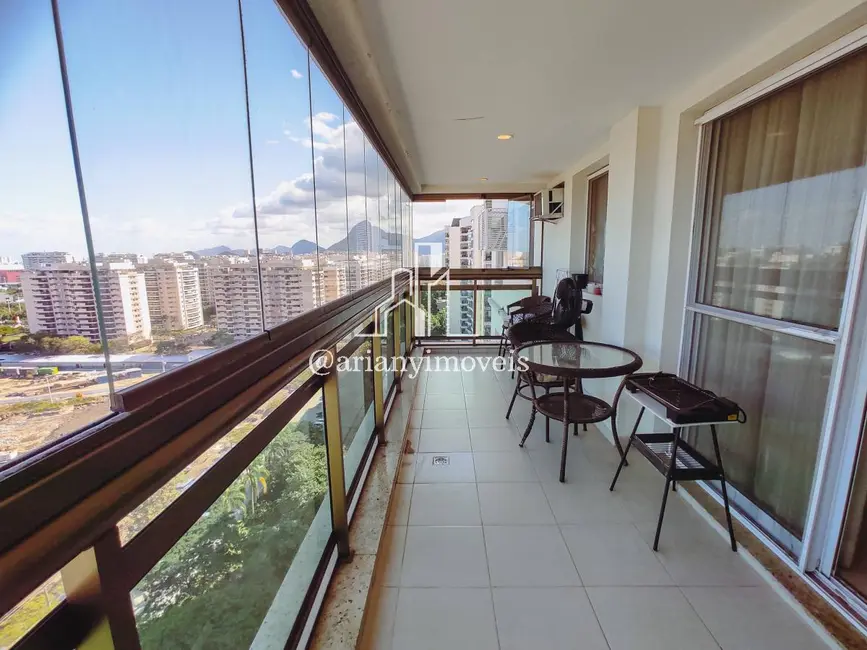 Apartamento com 3 quartos à venda, 115m2 em Rio De Janeiro - RJ - imagem 7 Foto 7 de Apartamento com 3 quartos à venda, 115m2 em Rio De Janeiro - RJ