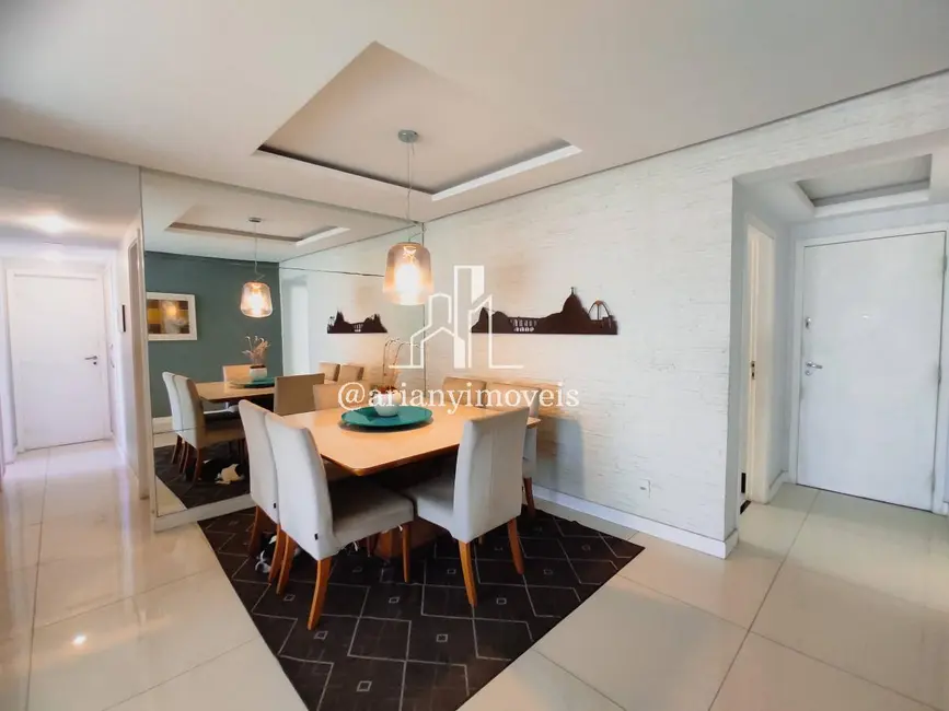 Apartamento com 3 quartos à venda, 115m2 em Rio De Janeiro - RJ - imagem 4 Foto 4 de Apartamento com 3 quartos à venda, 115m2 em Rio De Janeiro - RJ