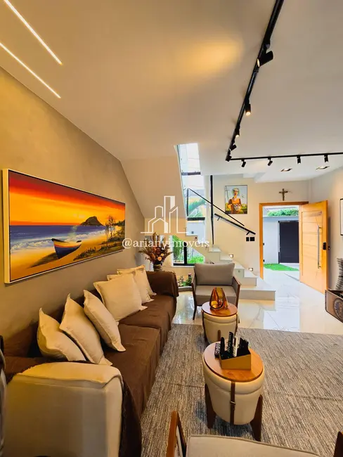 Casa de Condomínio com 4 quartos à venda, 293m2 em Vargem Pequena, Rio De Janeiro - RJ - imagem 6 Foto 6 de Casa de Condomínio com 4 quartos à venda, 293m2 em Vargem Pequena, Rio De Janeiro - RJ