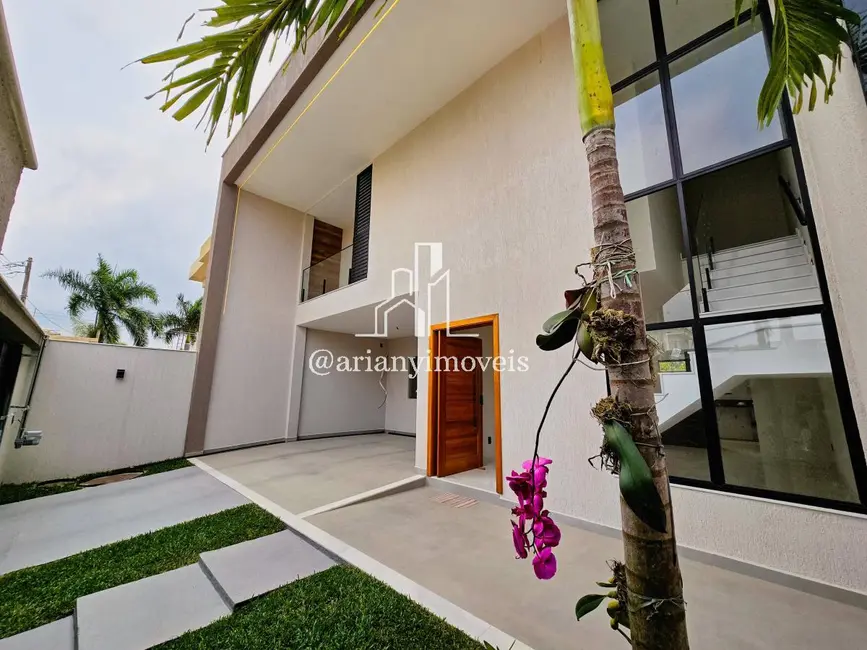 Casa de Condomínio com 4 quartos à venda, 293m2 em Vargem Pequena, Rio De Janeiro - RJ - imagem 2 Foto 2 de Casa de Condomínio com 4 quartos à venda, 293m2 em Vargem Pequena, Rio De Janeiro - RJ