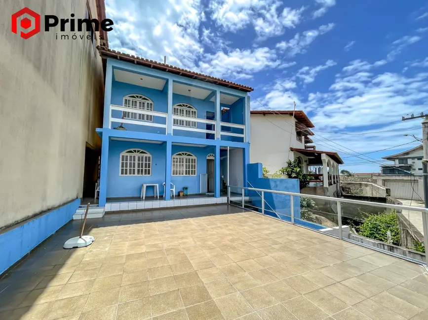 Foto 1 de Casa com 7 quartos à venda, 450m2 em Enseada Azul, Guarapari - ES