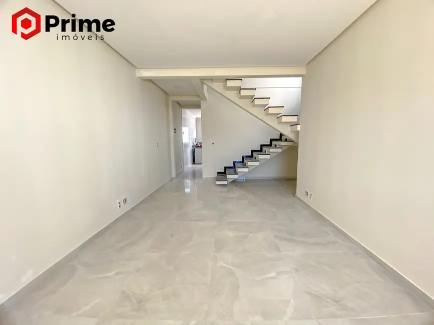 Foto 2 de Casa com 2 quartos à venda, 113m2 em Ipiranga, Guarapari - ES