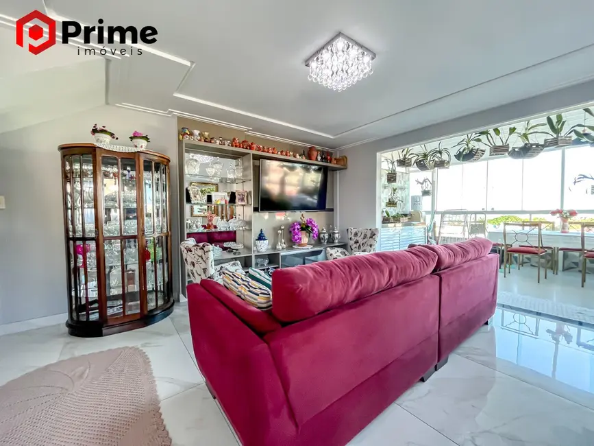 Apartamento com 3 quartos à venda, 182m2 em Centro, Guarapari - ES - imagem 3 Foto 3 de Apartamento com 3 quartos à venda, 182m2 em Centro, Guarapari - ES