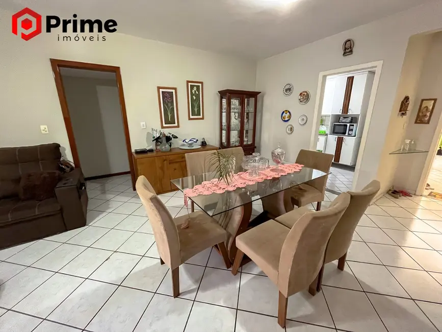 Foto 3 de Apartamento com 3 quartos à venda, 140m2 em Centro, Guarapari - ES