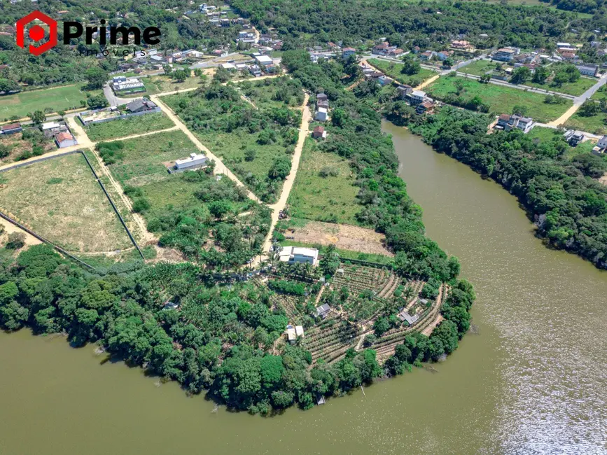 Chácara com 3 quartos à venda, 300m2 em Meaípe, Guarapari - ES - imagem 5 Foto 5 de Chácara com 3 quartos à venda, 300m2 em Meaípe, Guarapari - ES