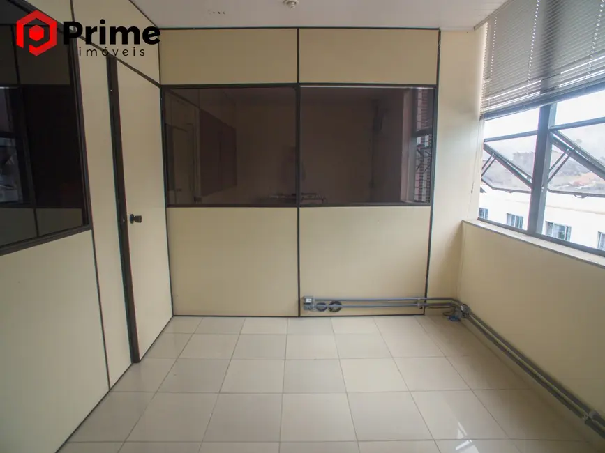 Sala Comercial à venda, 95m2 em Centro, Guarapari - ES - imagem 5 Foto 5 de Sala Comercial à venda, 95m2 em Centro, Guarapari - ES