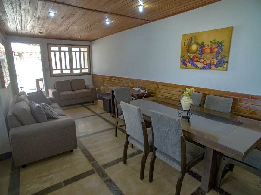 Foto 3 de Casa com 4 quartos à venda, 182m2 em Centro, Guarapari - ES