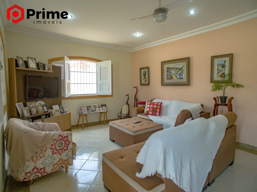 Foto 2 de Casa com 5 quartos à venda, 250m2 em Nova Guarapari, Guarapari - ES