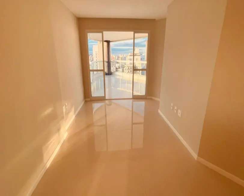 Apartamento com 3 quartos à venda, 121m2 em Centro, Guarapari - ES - imagem 2 Foto 2 de Apartamento com 3 quartos à venda, 121m2 em Centro, Guarapari - ES