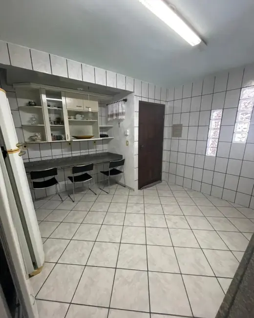 Foto 7 de Casa com 6 quartos à venda, 260m2 em Enseada Azul, Guarapari - ES