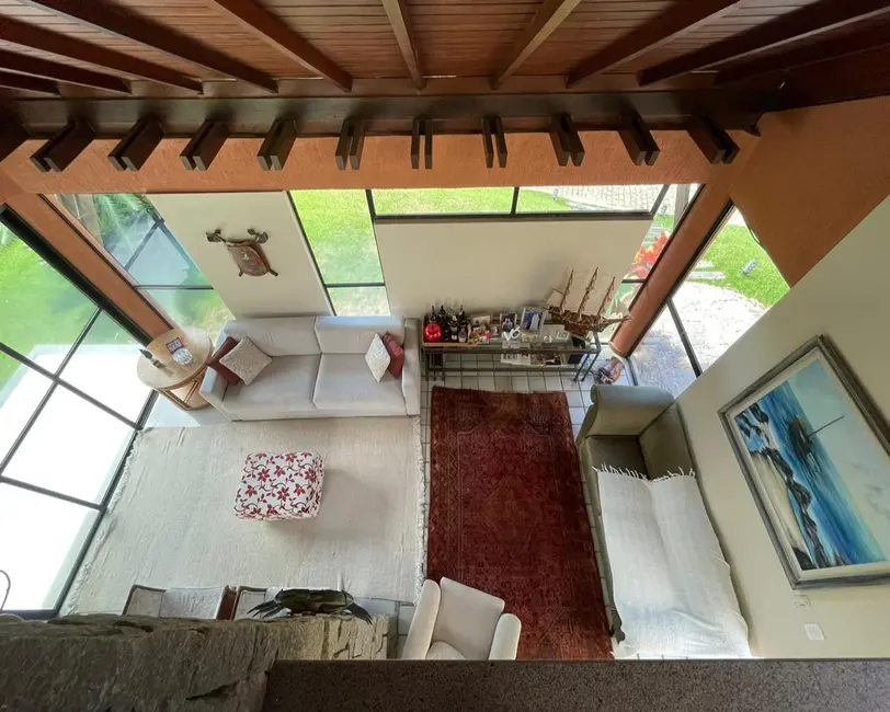 Casa com 4 quartos à venda, 750m2 em Praia do Morro, Guarapari - ES - imagem 6 Foto 6 de Casa com 4 quartos à venda, 750m2 em Praia do Morro, Guarapari - ES