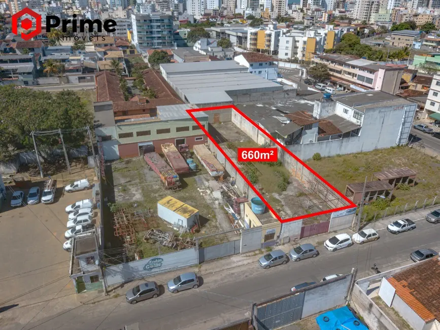 Foto 1 de Terreno / Lote à venda, 660m2 em Praia do Morro, Guarapari - ES