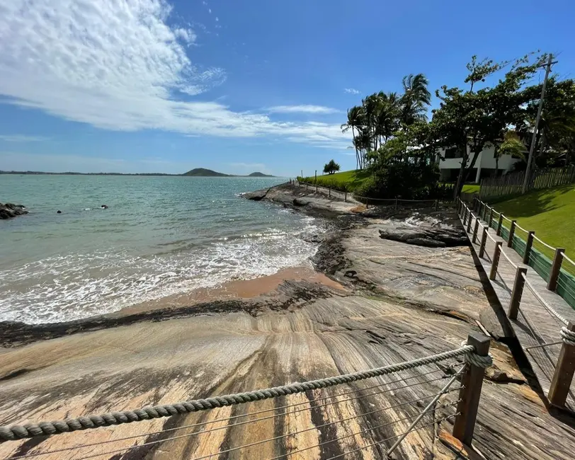 Foto 4 de Terreno / Lote à venda, 1900m2 em Praia do Morro, Guarapari - ES