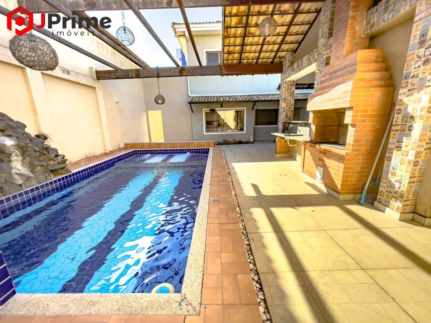 Casa com 5 quartos à venda, 250m2 em Praia do Morro, Guarapari - ES - imagem 4 Foto 4 de Casa com 5 quartos à venda, 250m2 em Praia do Morro, Guarapari - ES