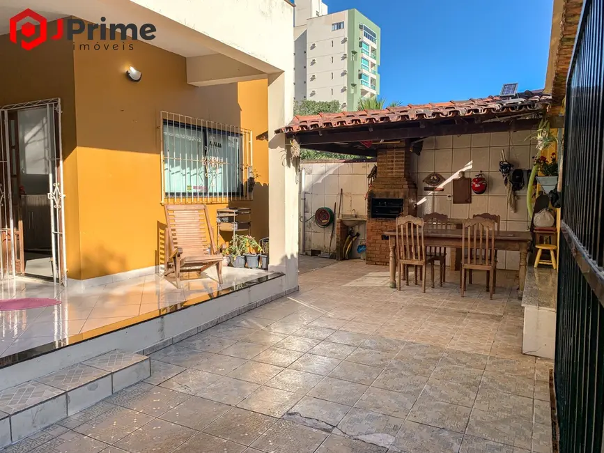 Foto 7 de Casa com 4 quartos à venda, 350m2 em Centro, Guarapari - ES