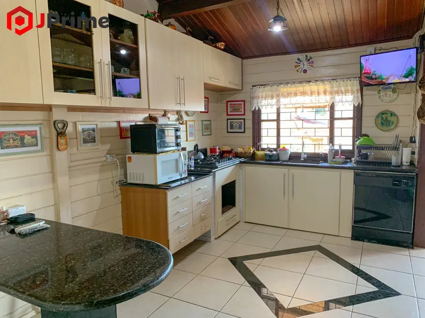 Foto 9 de Casa com 4 quartos à venda, 537m2 em São Judas Tadeu, Guarapari - ES