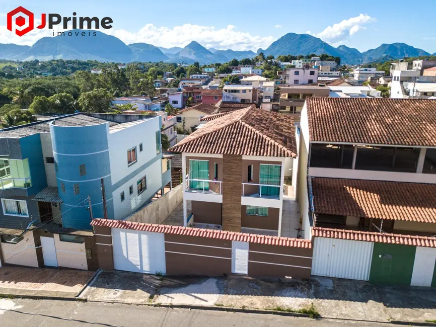 Foto 5 de Casa com 4 quartos à venda, 279m2 em Itapebussu, Guarapari - ES