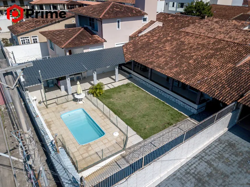 Casa com 4 quartos à venda, 280m2 em São Judas Tadeu, Guarapari - ES - imagem 3 Foto 3 de Casa com 4 quartos à venda, 280m2 em São Judas Tadeu, Guarapari - ES