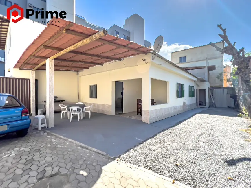 Foto 1 de Casa com 5 quartos à venda, 220m2 em Enseada Azul, Guarapari - ES